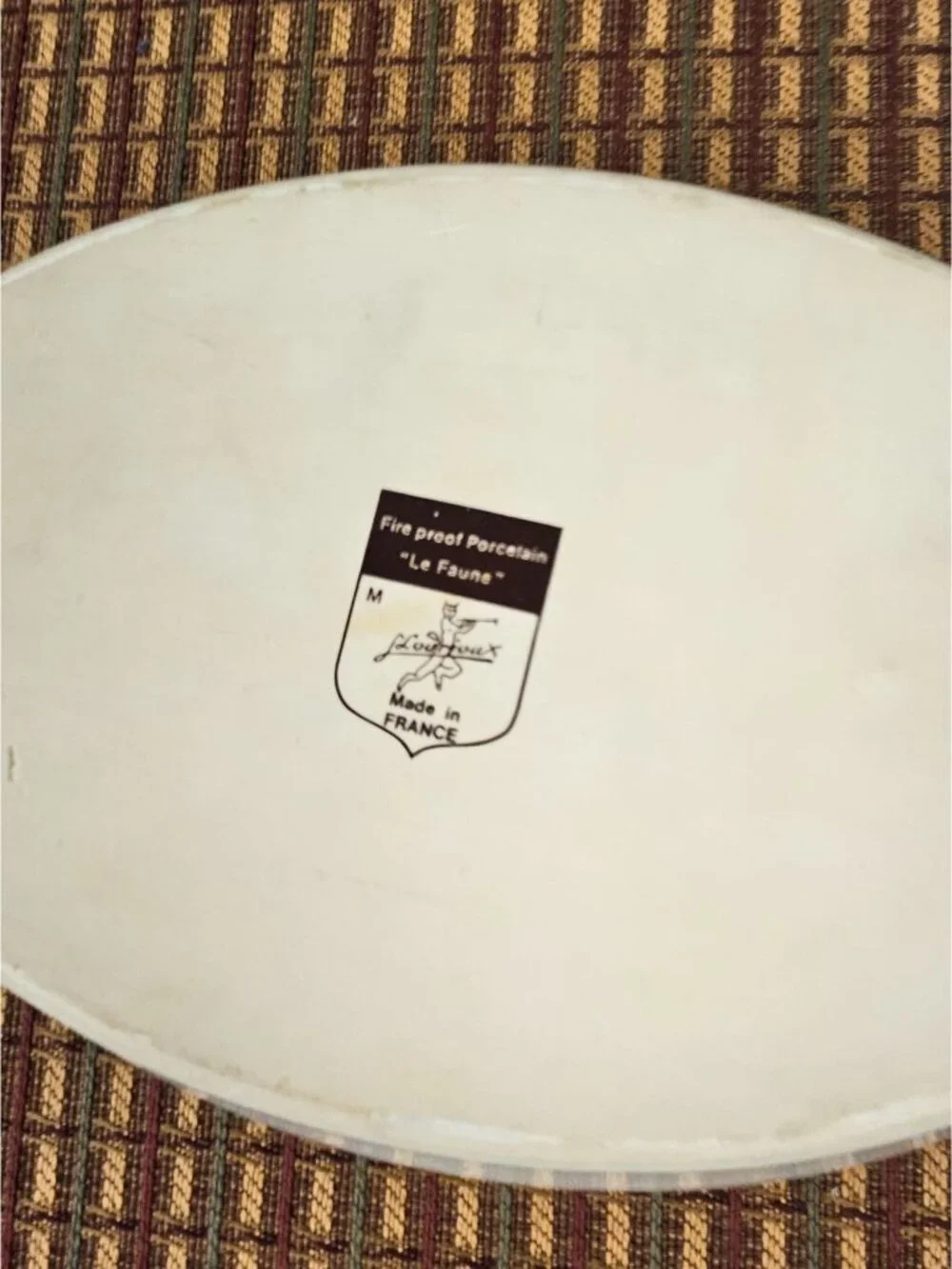 Louis Lourioux set oval